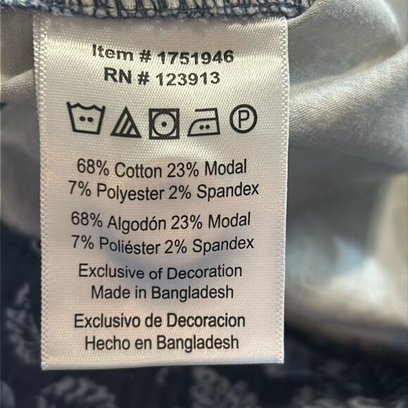 Woman’s Jach’s Girlfriend Blue Floral Print  Shorts X-Large - Picture 10 of 10